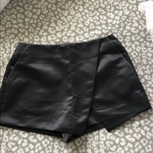 Envelope skort